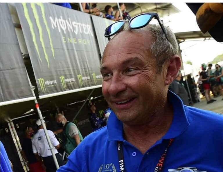 C’è una frase che chi frequenta il Motocross italiano ha sentito mille volte: «Chiedi ad Andrea, lui lo sa».